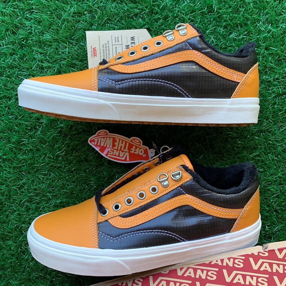 VANS OLD SKOOL MTE APRICOT/BLACK WMNS - Picture 4 of 17